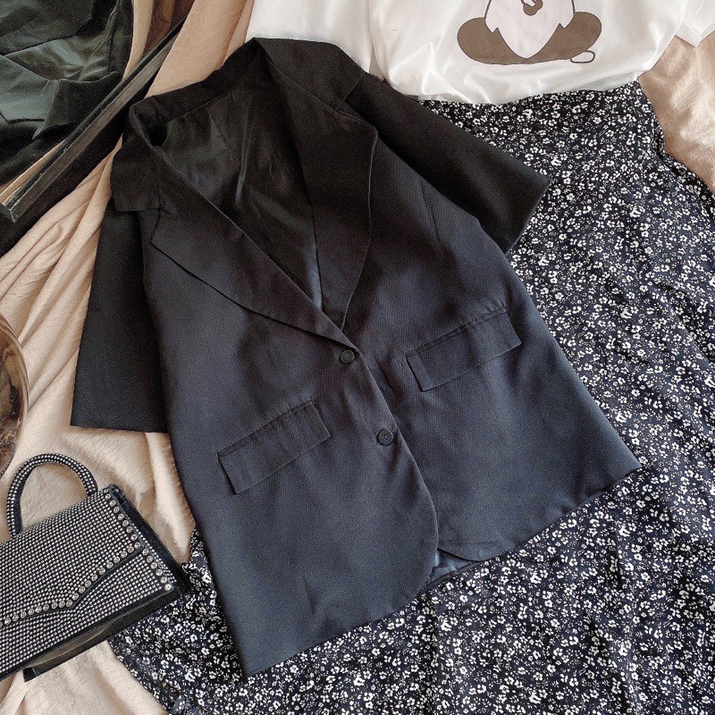 Set áo vest + áo thun và chân váy hoa