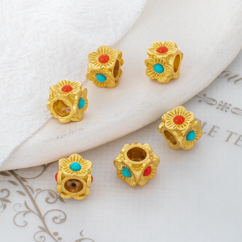 Hạt Xỏ Lỗ Hình Vuông 8MM diy 18K Màu Vàng Kim Zircon Hình Vuông Có Lỗ Nhiều Mặt Làm Trang Sức