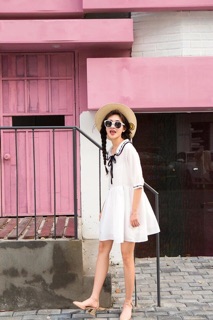 Váy babydoll trắng viền đen