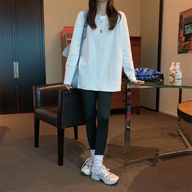 Áo thun tay dài cổ tròn họa tiết độc đáo dễ phối đồ hợp thời trang