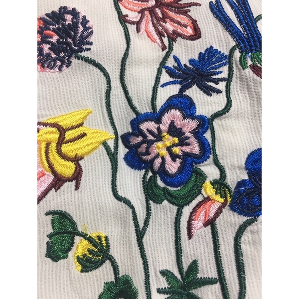 Áo tiểu thư thêu hoa thời trang Quảng châu sale siêu rẻ