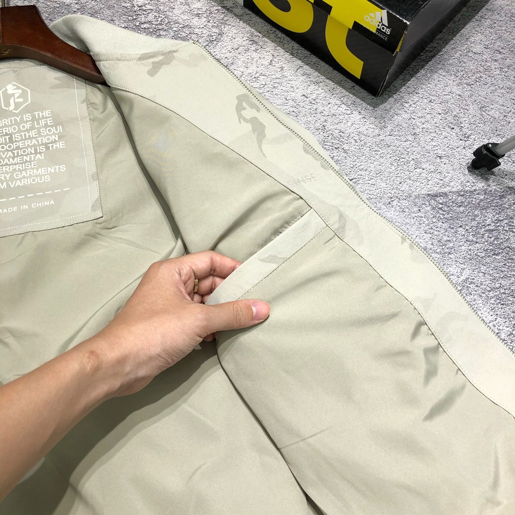 Áo khoác bomber nam rằn ri AKH12-20623 | BigBuy360 - bigbuy360.vn