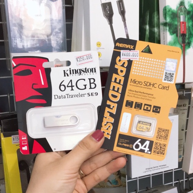 USB - Thẻ nhớ KINGSTON 4G/8G/16G/32G/64G/128G Vỏ kim loại nguyên khối màu bạc sành điệu