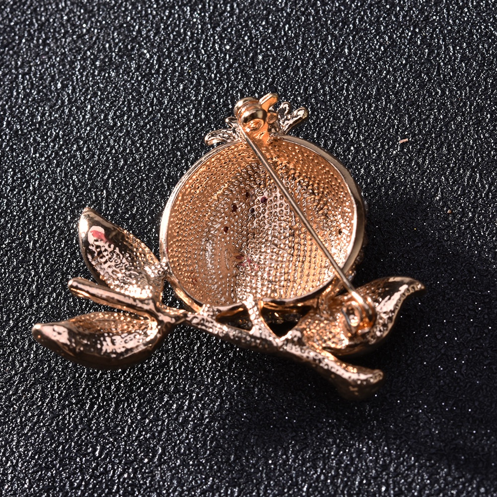 Ghim Cài Áo Hình Trái Lựu Đỏ Đính Đá Ngọc Trai Sang Trọng Thời Trang Dễ Phối Đồ