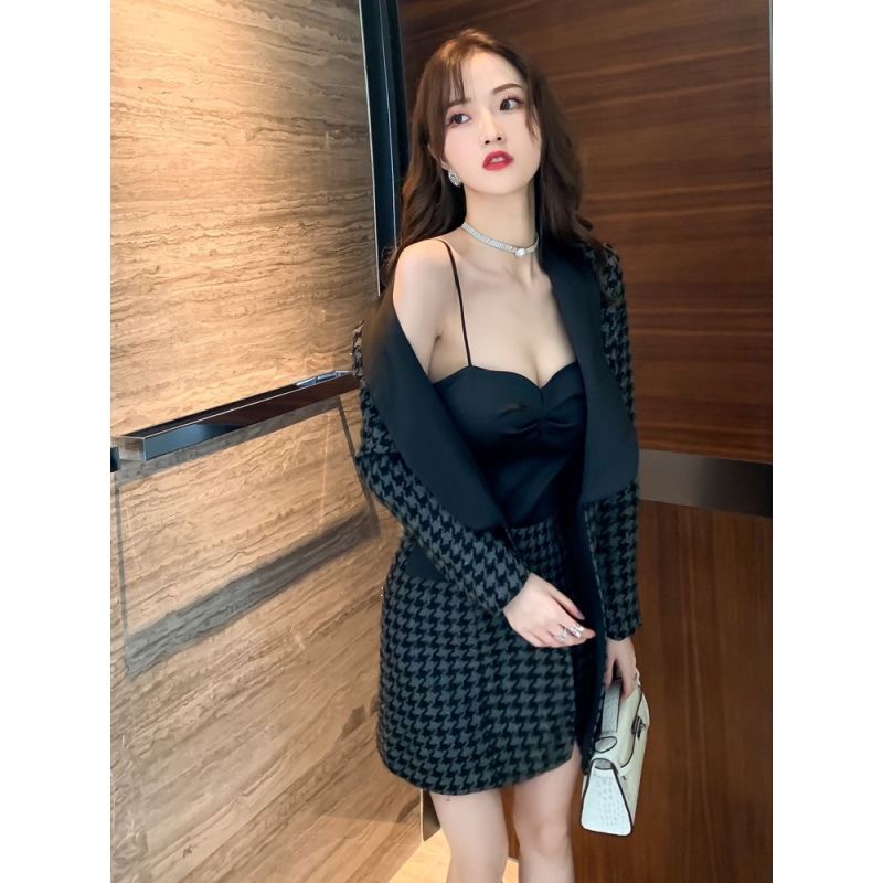 Set đầm yếm và áo khoác thanh lịch thời trang cho nữ