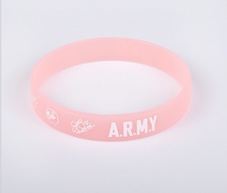 Vòng tay dạ quang kpop