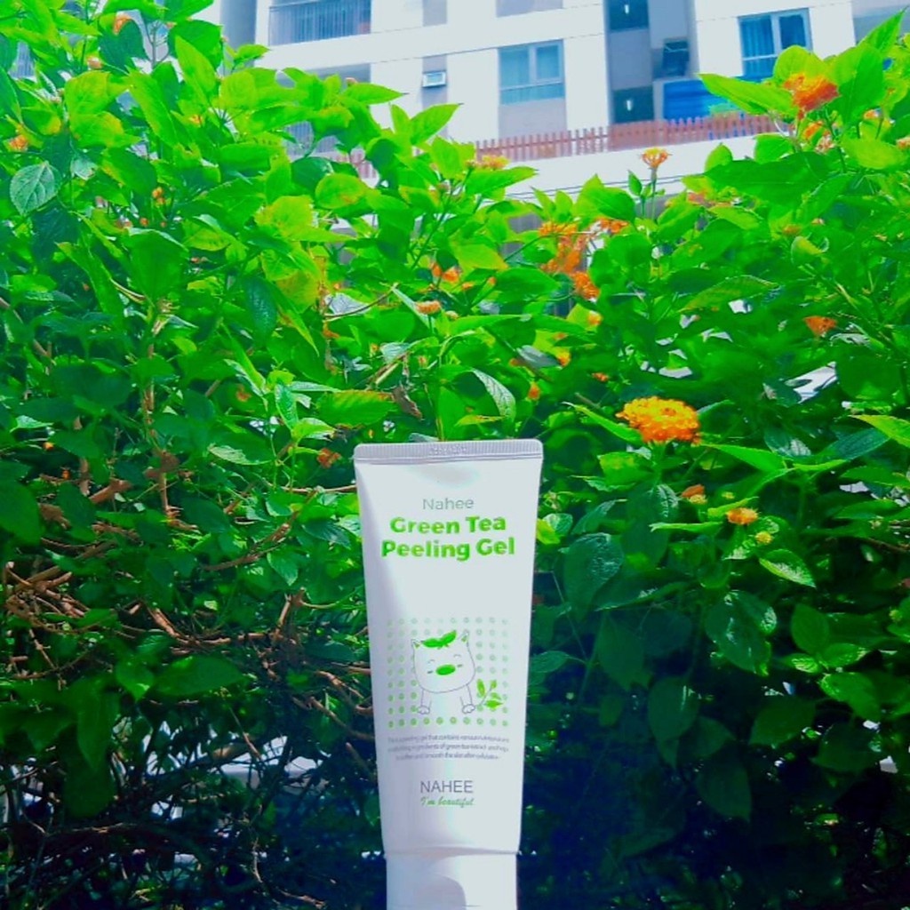 Tẩy da chết hỗ trợ giảm mụn chiết xuất trà xanh NAHEE Green Tea Peeling Gel fullsize 180g