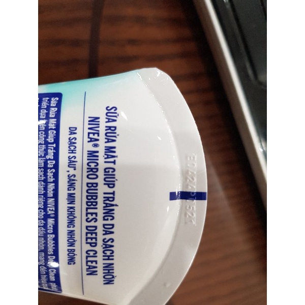 Sữa rửa mặt Nivea Pearl White 100g