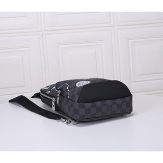 Túi Louis Vuitton cỡ 20*31*10