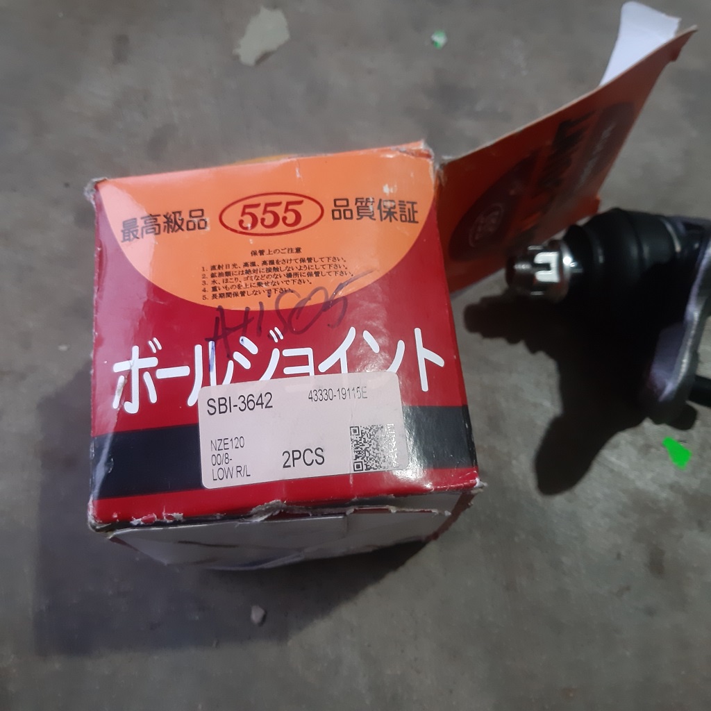 Rô tuyn (rô tin) trụ đứng Toyota Altis 2008, Toyota Camry 2004, Toyota Hiace, mã SP SBI-3642, hàng 555 (Nhật Bản)