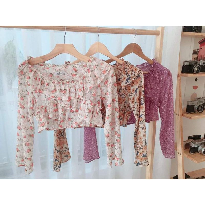 Áo crop hoa tím Whoopi