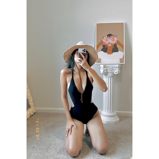 Swimsuit hở lưng