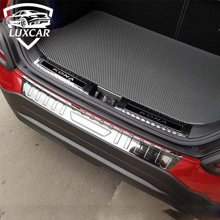 Ốp chống trầy cốp xe HYUNDAI KONA - Chất liệu INOX, TITAN cao cấp LUXCAR