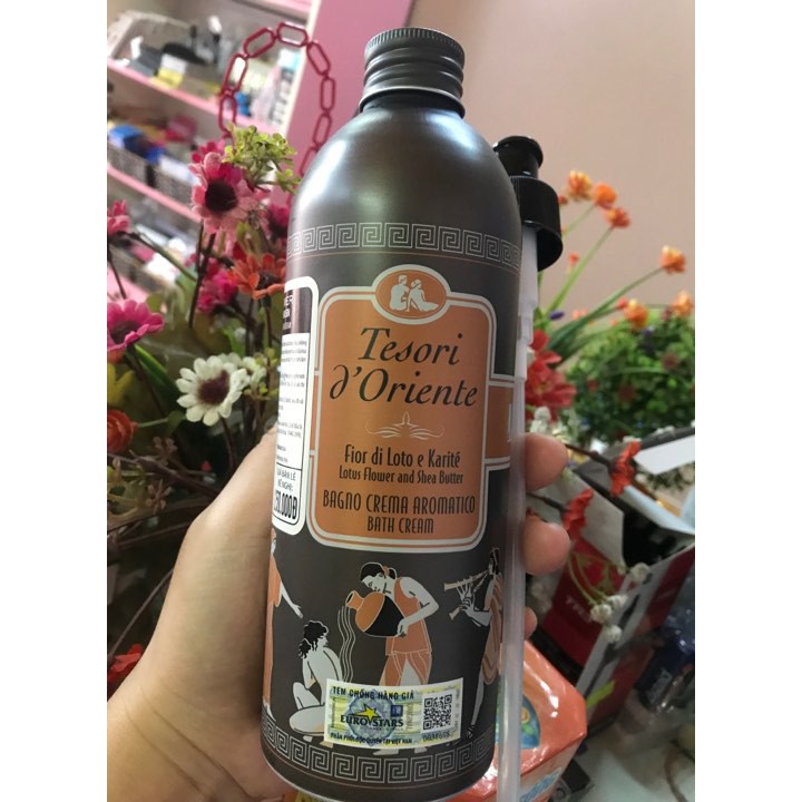 Sữa Tắm Nước Hoa Tesori D' Oriente Hoa Sen Dạng Vòi 500ml (Made In ITALY) Dưỡng Ẩm Da Mịn Màng | BigBuy360 - bigbuy360.vn