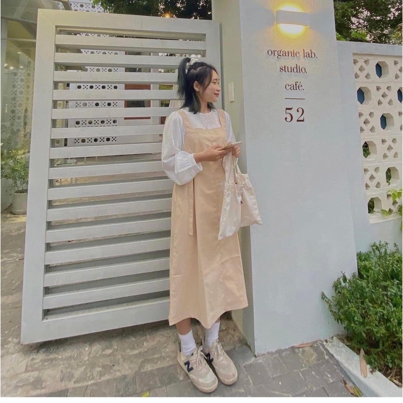 set yếm kate kèm áo trắng tay bồng phông cách ulzzang ( ảnh thật)