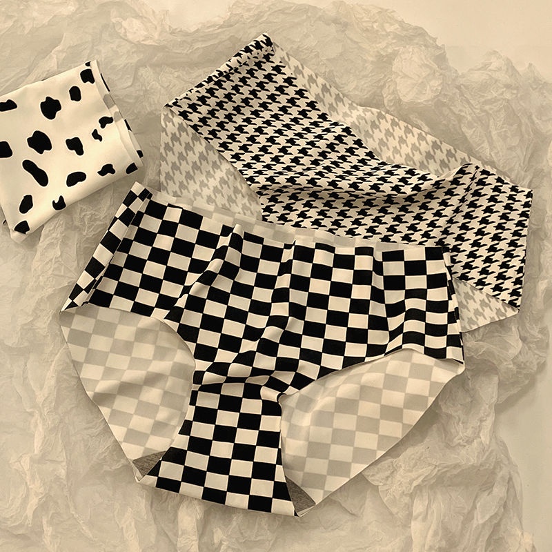 Quần Lót Lụa Mát Không Đường May Lưng Vừa Dễ Thương Phong Cách Nhật Bản Dành Cho Nữ