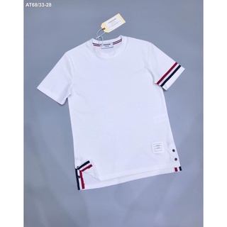 Áo phông khách chốt trên live