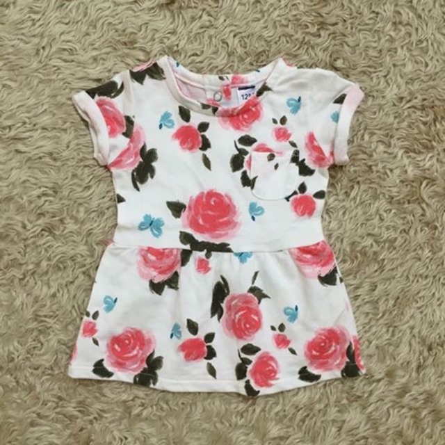 Áo váy Carter dư xịn