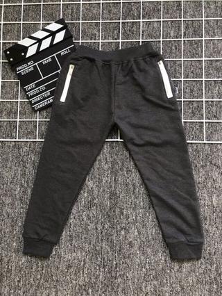 Quần jogger túi dây kéo