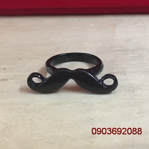 Nhẫn hình râu cá tính