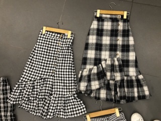 Váy dạ tweed