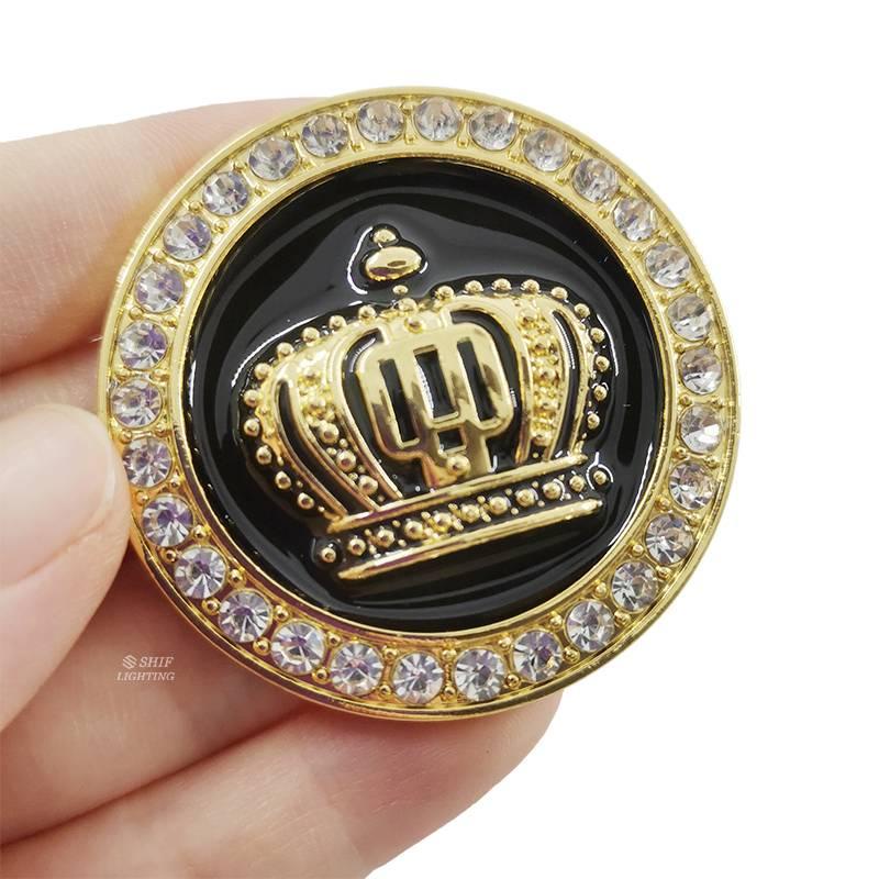 Logo hình vương miện bằng kim loại đẹp mắt trang trí xe hơi