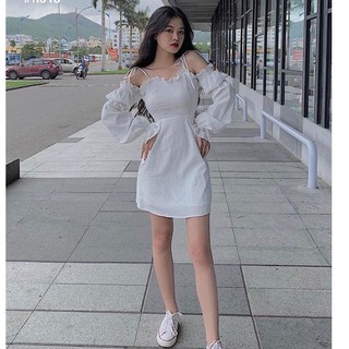 Đầm Dự Tiệc Trắng Cột Dây Trễ Vai