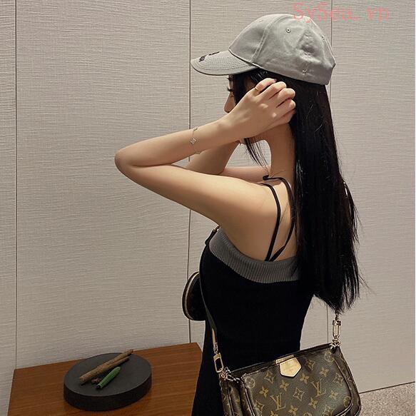 Đầm Bó Sát Không Tay