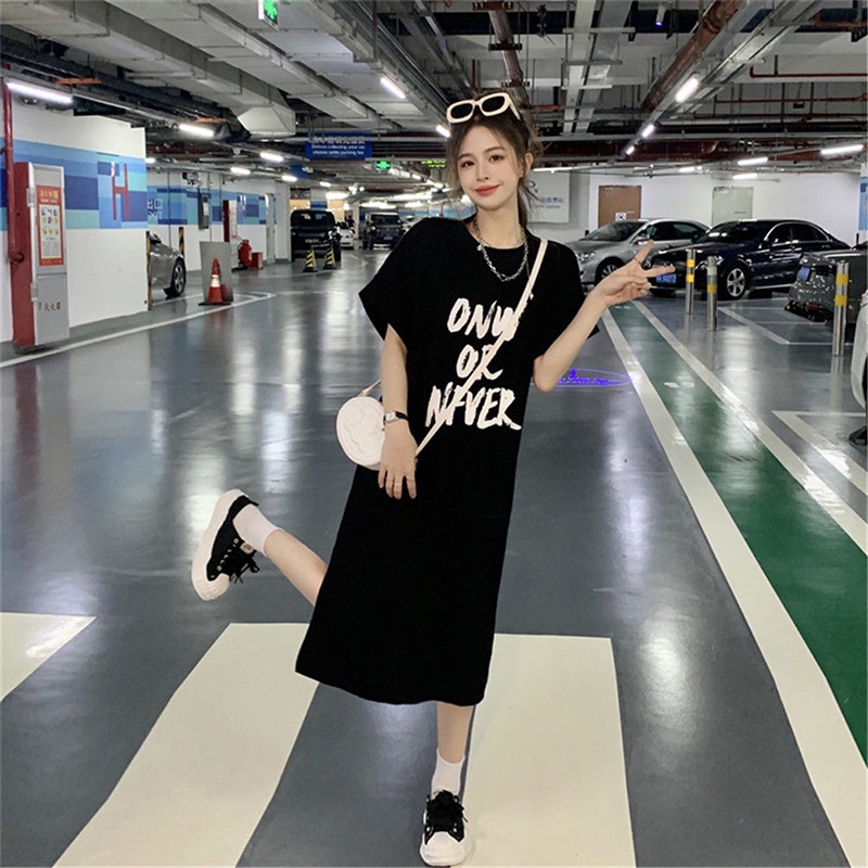 Đầm xẻ tà dáng rộng IELGY in chữ phong cách cổ điển thời trang cho nữ