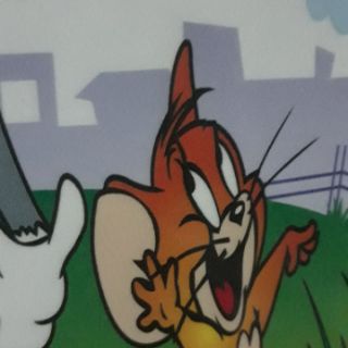 Hình ủi Tom & Jerry đuổi bắt