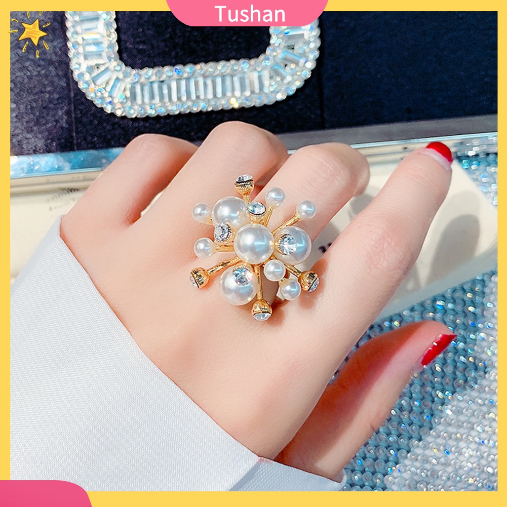 Nhẫn Hở Hình Hoa Tuyết Đính Ngọc Trai Nhân Tạo Thời Trang