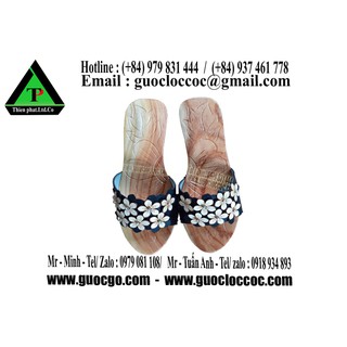 Guốc Gỗ Chạm Hoa Mặt 01