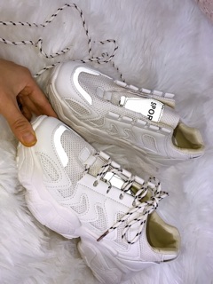 Giày sneaker đế độn 6cm