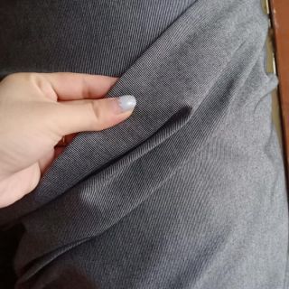 Umi hai da chất đanh đẹp co giãn của bạn Hieuvn Hung . vải umi hai da chất đanh đẹp co giãn may váy áo, bộ, quần.......