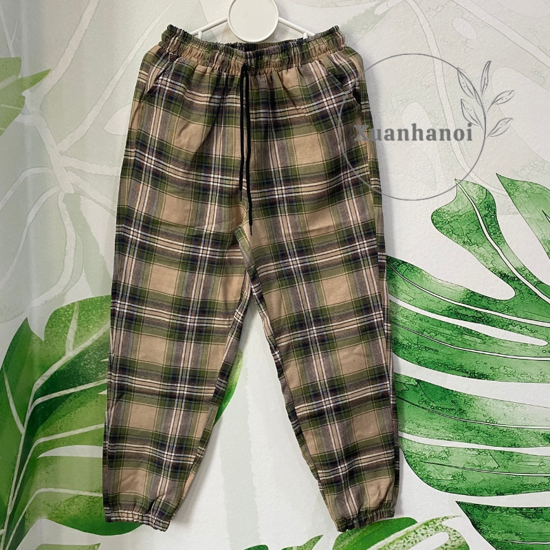 Quần dài bé gái kẻ caro học sinh cạp chun rút dây ống rộng bo gấu cao từ 1m35-1m60 XHN1037