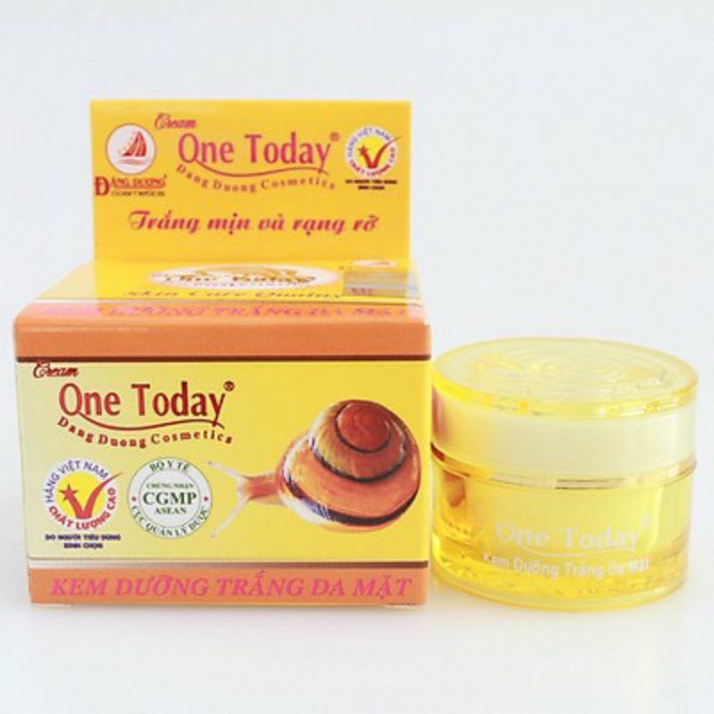 Kem dưỡng trắng da mặt one today