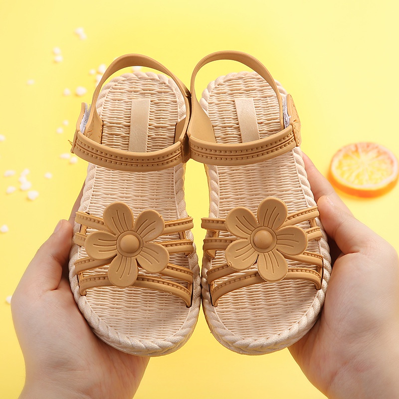 Dép sandal mềm cho bé gái FUHA, dép quai hậu họa tiết hình hoa cho bé