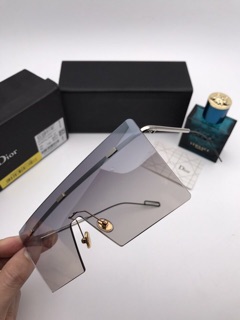 KÍNH MẮT THỜI TRANG CAO CẤP CD 2018