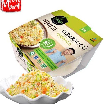 Cơm kim chi vị cay Hàn Quốc Bibigo hộp 160g (đủ 3 vị: kim chi, gà, rau củ)