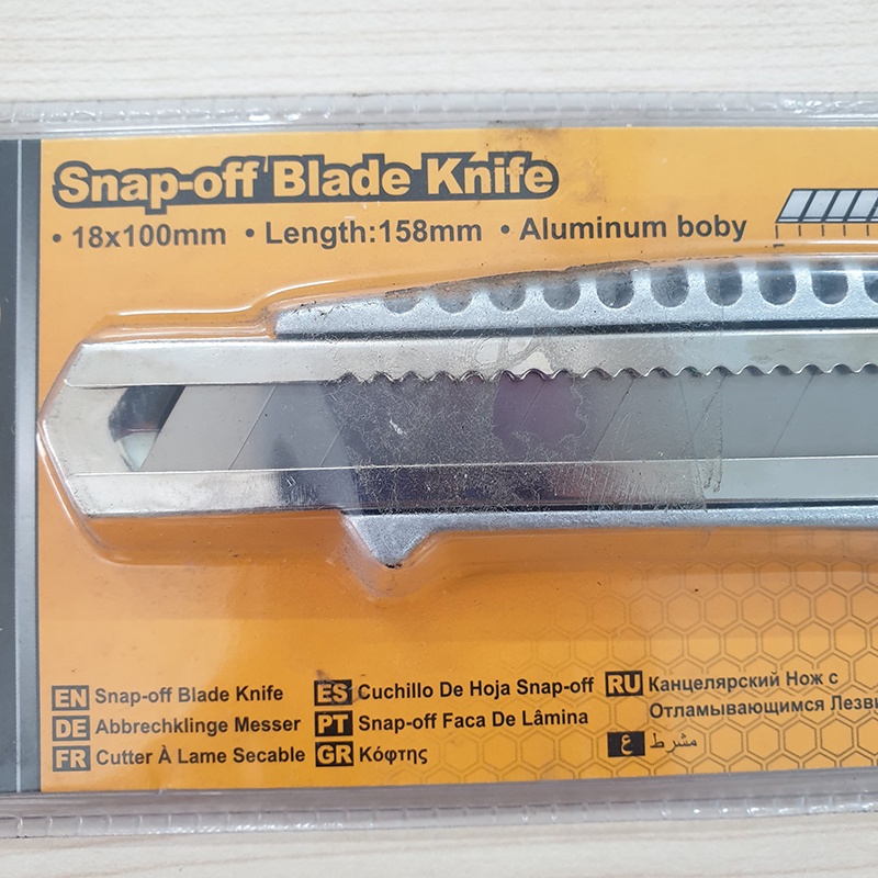 Dao rọc giấy thân nhôm siêu bền INGCO HKNS1807 61mm