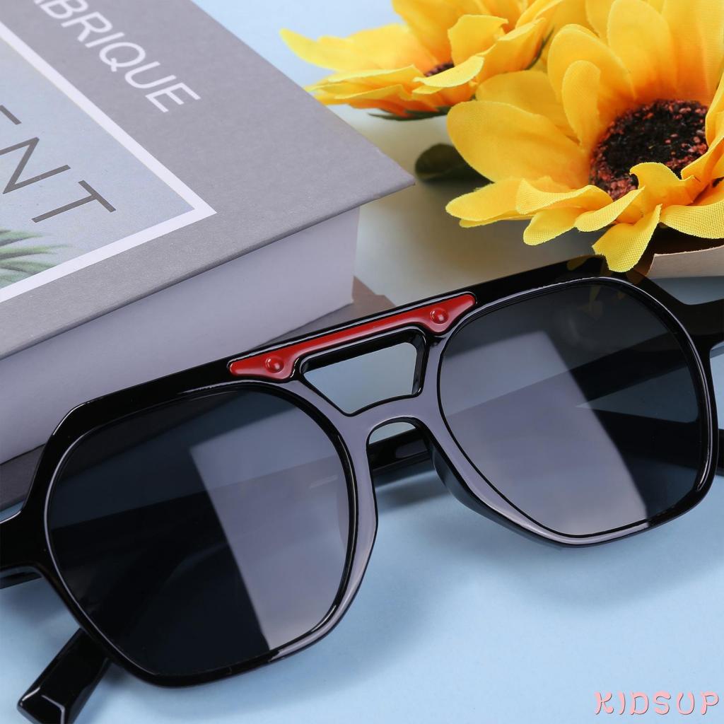 Kính mát chống tia UV màu sắc thời trang cho bé