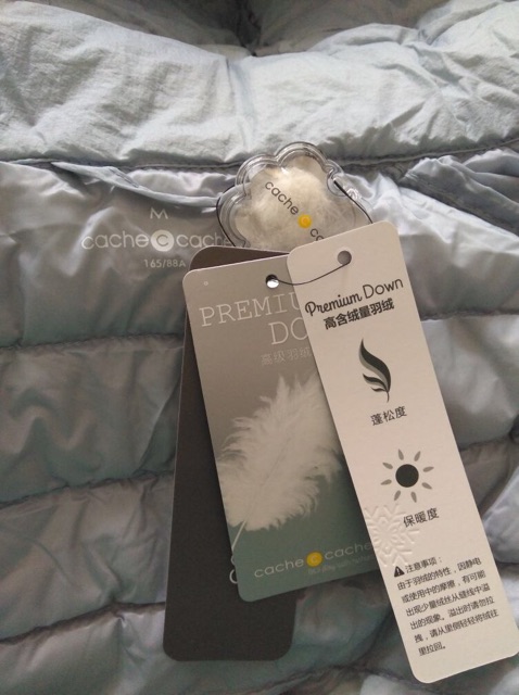 Áo phao lông vũ hãng cache của Pháp