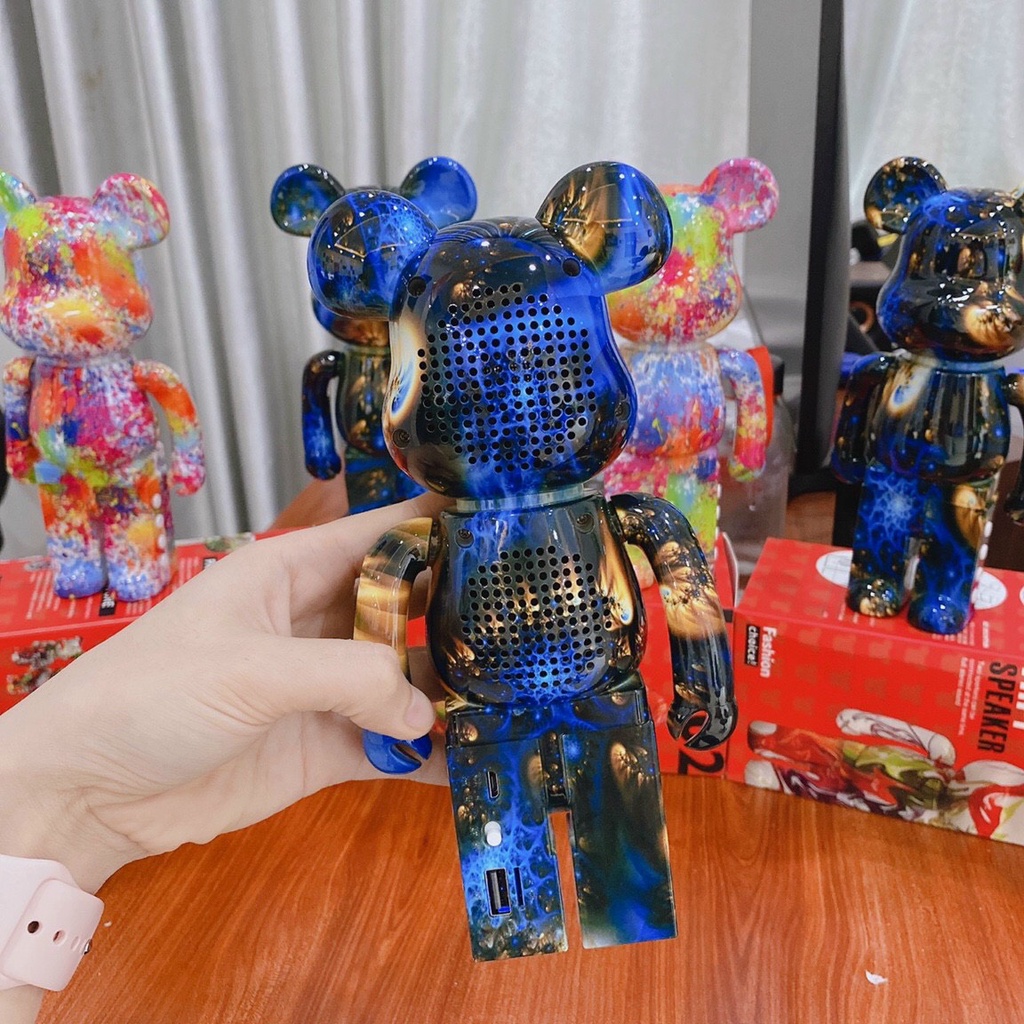 Loa Bluetooth Gấu BearBrick Siêu Hot - Âm Đỉnh, Màu Sắc Sang Chảnh - Bảo Hành 6 Tháng