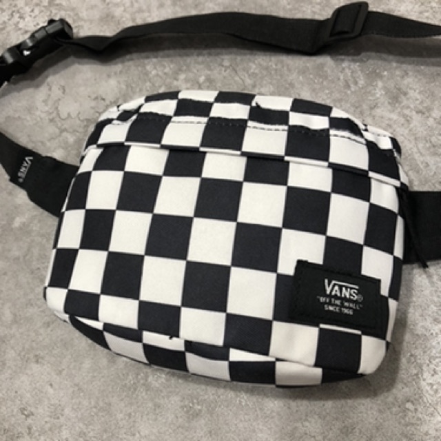 Túi đeo chéo thời trang Vans