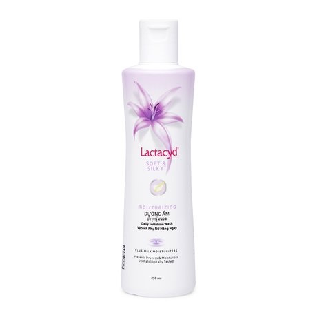 Dung Dịch Vệ Sinh dưỡng ẩm Phụ Nữ Lactacyd Soft &amp; Silky Moisturizing 250ml (Việt Nam)