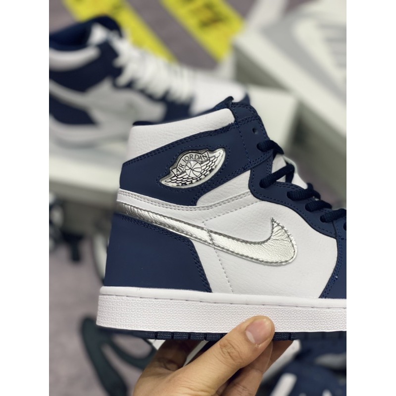 [AGsneaker] Giày thể thao cổ cao màu navy chân bè fit lên 1 size.... | BigBuy360 - bigbuy360.vn