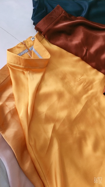 Chân váy lụa form A video thật 100% | BigBuy360 - bigbuy360.vn