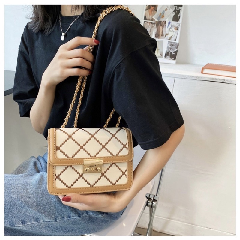 Túi Xách Nữ Túi Đeo Chéo Khoá Miu Da Dầy Trần Trám 3 Ngăn Siêu Đẹp