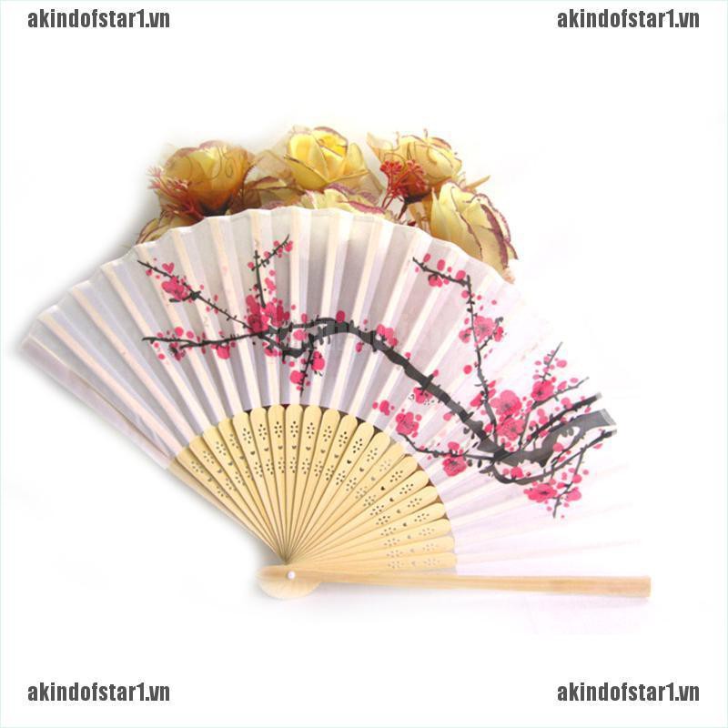 Quạt Xếp Hình Hoa Anh Đào Thời Trang