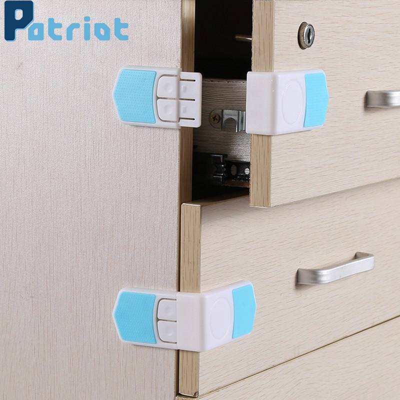 1 Khóa Tủ An Toàn Cho Bé